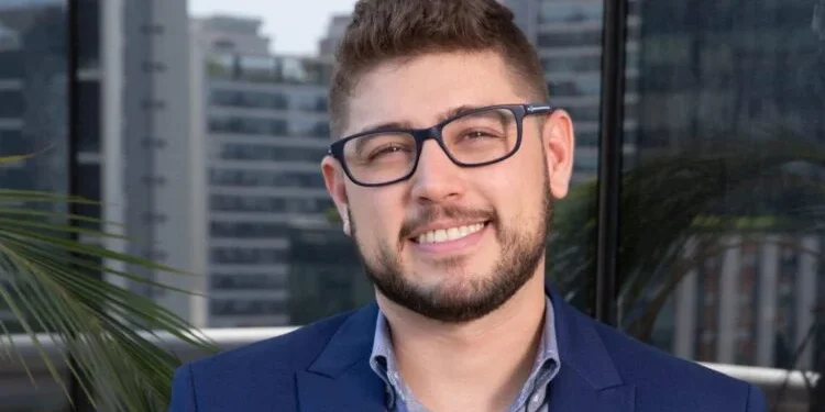 Sua Vida É Destaque: Guilherme Valente o mantenense que mudou  a forma de construir no Brasil