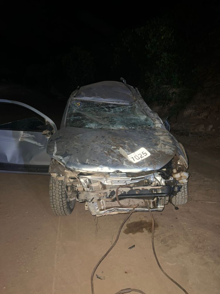 Homem perde controle de carro e morre em acidente na noite deste domingo, (01), na MG 417 KM34 em Itabirinha