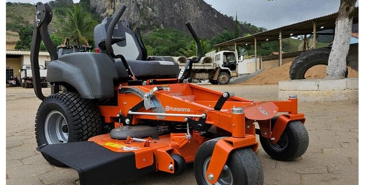 Prefeitura de Itabirinha adquire equipamento super moderno para cuidados nos Estádios Municipais