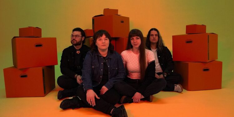 Gabriel Eberle e seus companheiros da  Banda Hyber concorrem na categoria  “Rock Artist of the Year”  nos EUA, você pode ajuda-lo votando agora mesmo!