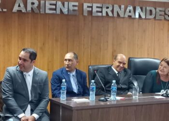 “A esperança se tornou realidade”, Discurso de ex-prefeito e pai emociona a todos na posse do Prefeito Dr. Lucas Donádia e do Vice Dudu em Itabirinha