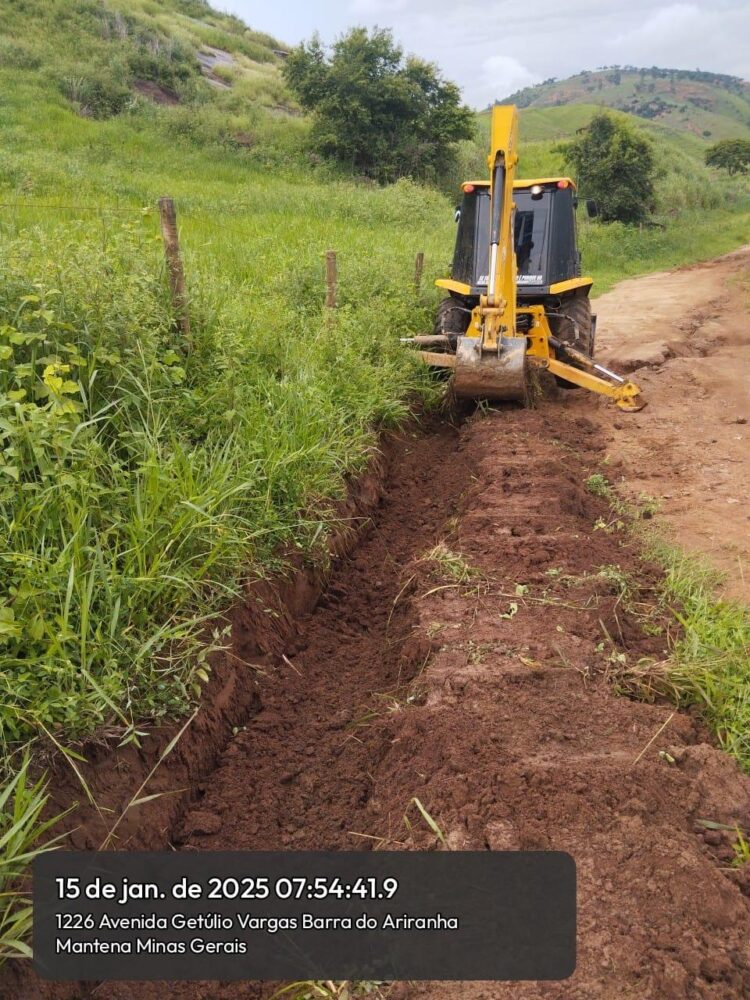 População aplaude o trabalho da Prefeitura Municipal na limpeza das ruas e reconstrução da cidade depois das fortes chuvas em Mantena, veja as fotos …