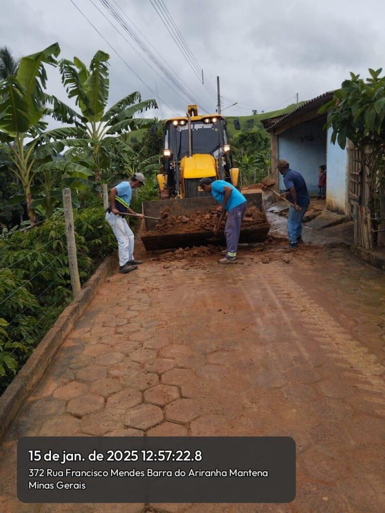 População aplaude o trabalho da Prefeitura Municipal na limpeza das ruas e reconstrução da cidade depois das fortes chuvas em Mantena, veja as fotos …
