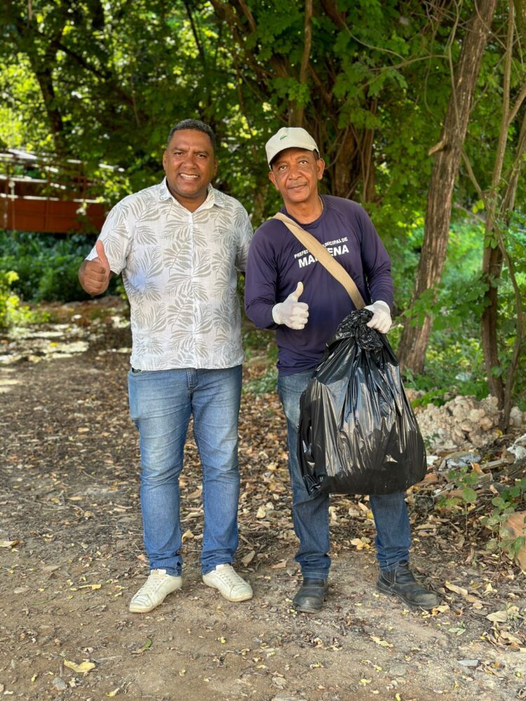 Equipe de Endemias nas ruas com objetivo de alcançar 100% na cobertura e combate ao mosquito da dengue em Mantena; Prefeitura lança CAMPANHA MANTENA ANTI-DENGUE