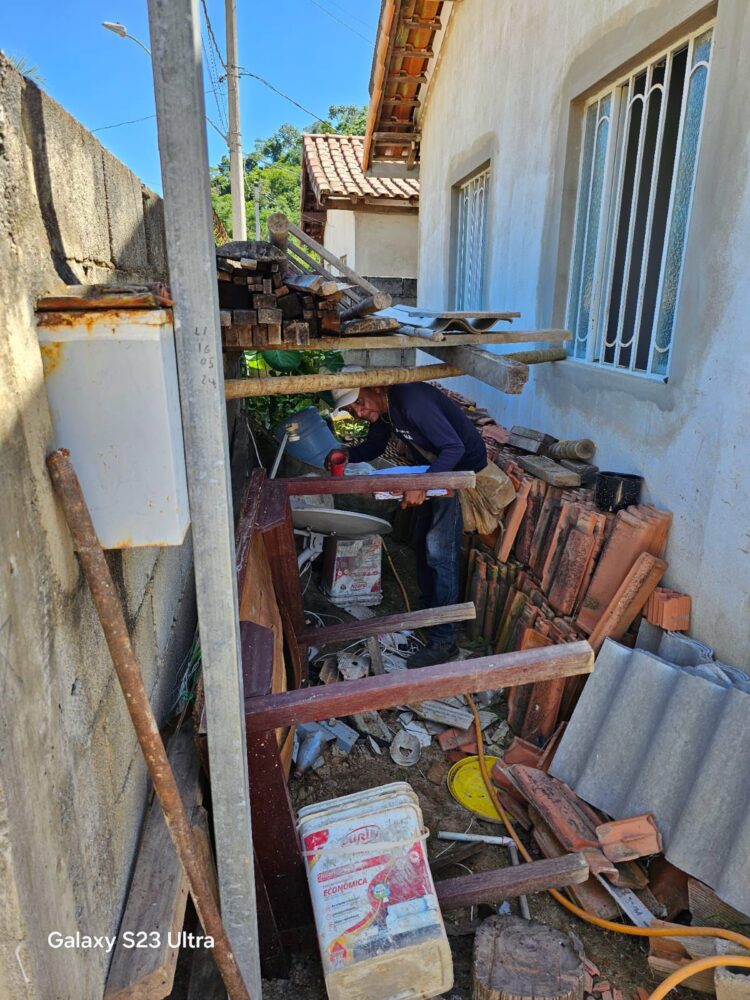 Equipe de Endemias nas ruas com objetivo de alcançar 100% na cobertura e combate ao mosquito da dengue em Mantena; Prefeitura lança CAMPANHA MANTENA ANTI-DENGUE
