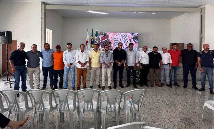 Grande Dia! Reunião Extraordinária do CISDOCE com Vice-Governador  e entrega dos 13 primeiros ônibus do Transporta SUS em Divino das Laranjeiras