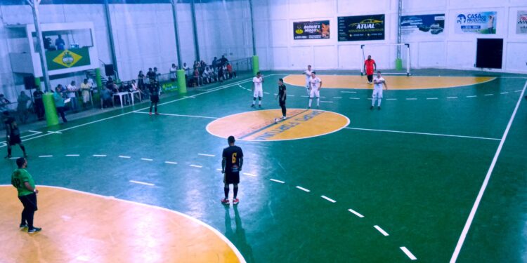 Show de bola: Casa lotada, Porto  empata na estreia, Aston Villa vence Cafofo em jogão pela Copa Droga Minas de Futsal 2025 em Mantena