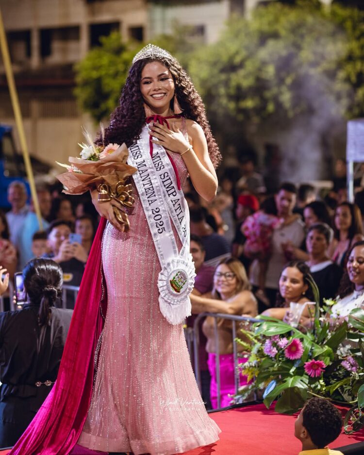 Prefeito Gentil prestigia  festa maravilhosa; Stefani Maria é eleita  Miss Mantena e Miss simpatia 2025