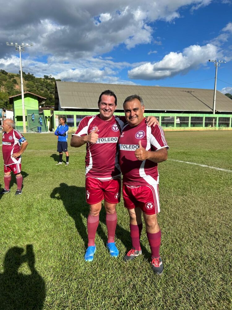 Volante Master 50Quentão vence Lendas Vivas de Alpercata por 3×1, veja a homenagem ao ex-goleiro Jussaro de Mantena