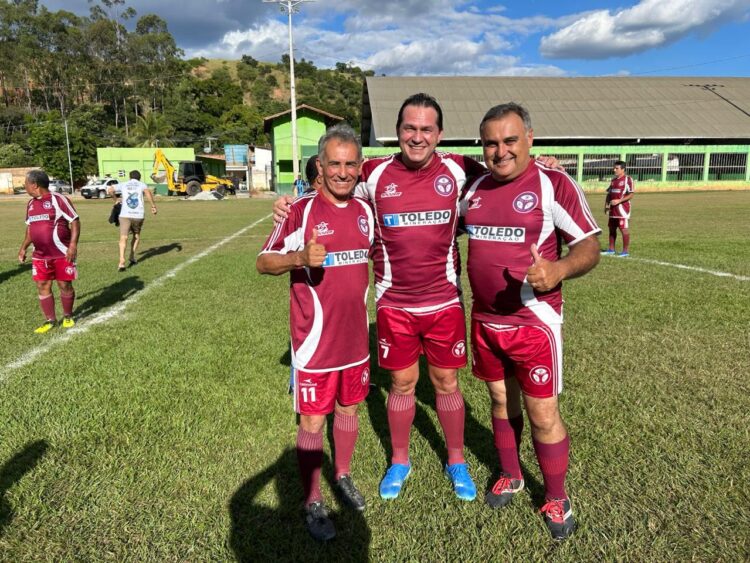 Volante Master 50Quentão vence Lendas Vivas de Alpercata por 3×1, veja a homenagem ao ex-goleiro Jussaro de Mantena