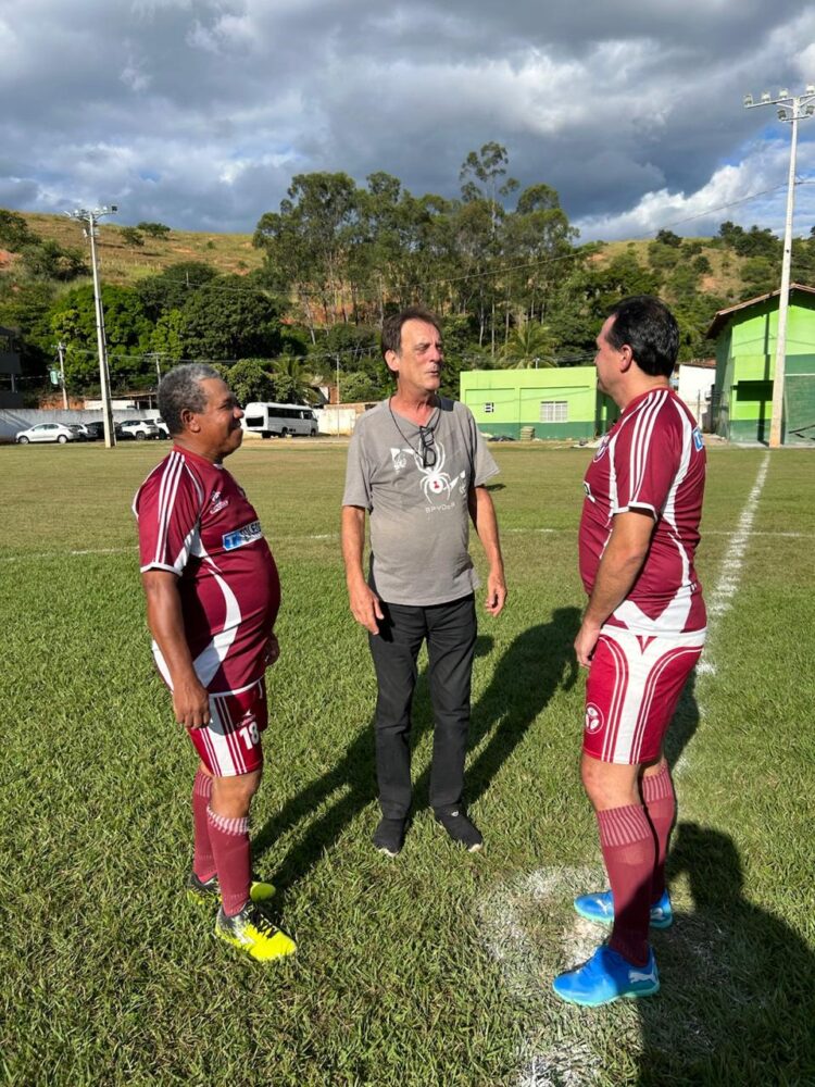 Volante Master 50Quentão vence Lendas Vivas de Alpercata por 3×1, veja a homenagem ao ex-goleiro Jussaro de Mantena