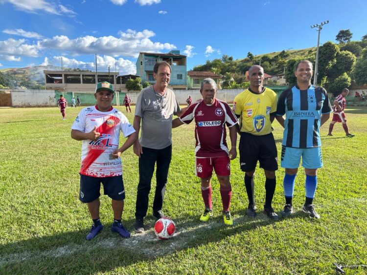Volante Master 50Quentão vence Lendas Vivas de Alpercata por 3×1, veja a homenagem ao ex-goleiro Jussaro de Mantena