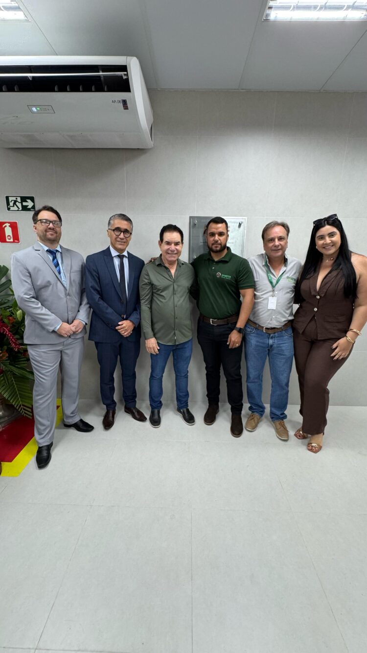 Prefeito Gentil é anfitrião na inauguração do Banco do Nordeste em Mantena, Prefeito de Itabirinha, Dr. Lucas falou do marco importante para região…