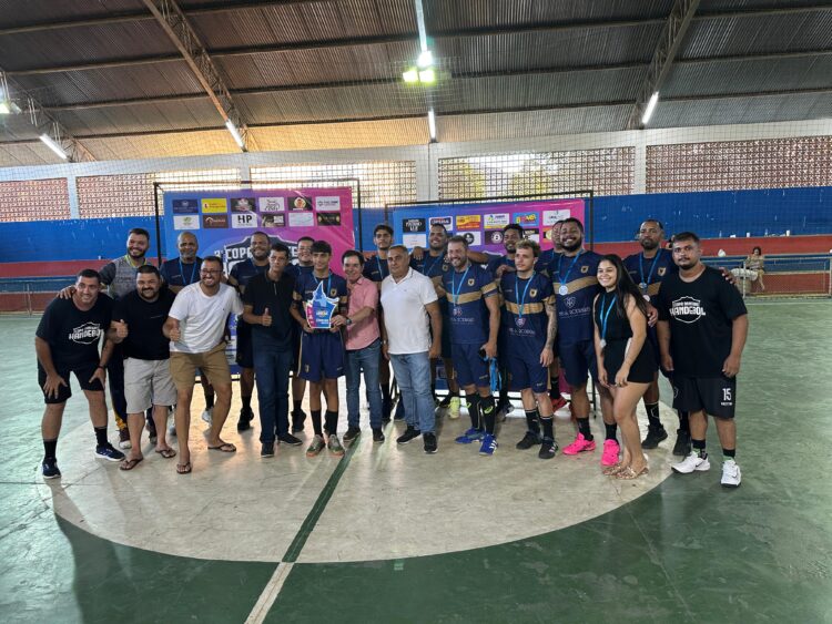 HandNarnia de Pedra Azul no masculino e Mide-Hand de Teófilo Otoni no feminino foram os campeões da 3ª Copa Mantena de Handebol