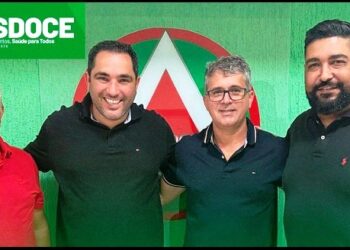 Presidente do CISDOCE, Prefeito de Itabirinha, Dr. Lucas Donádia recebe ex-presidentes e lideranças do Consórcio