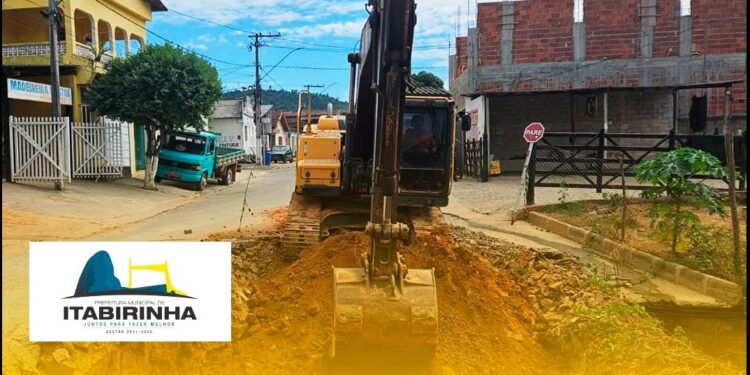 Prefeitura inicia a reconstrução da ponte na Avenida Joel Heringer em Itabirinha