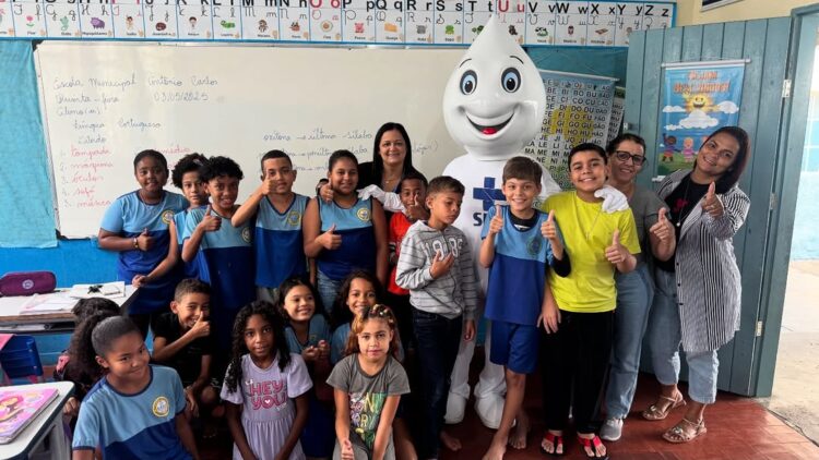 Secretaria de Saúde de Mantena  faz vacinação nas escolas cumprindo missão com amor e responsabilidade!