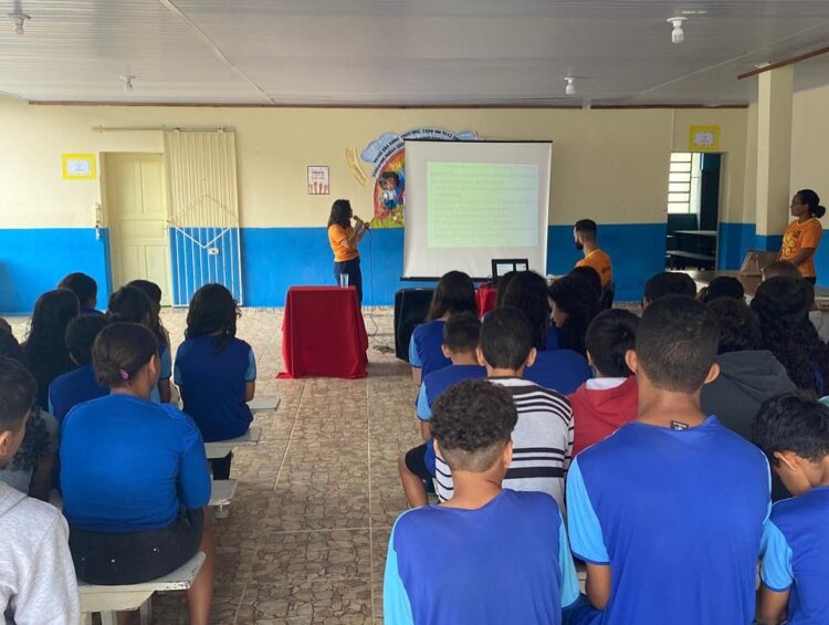 Veja como foi o encerramento da   Campanha Maio Laranja nas escolas em Limeira e Santa Rita de Mantena