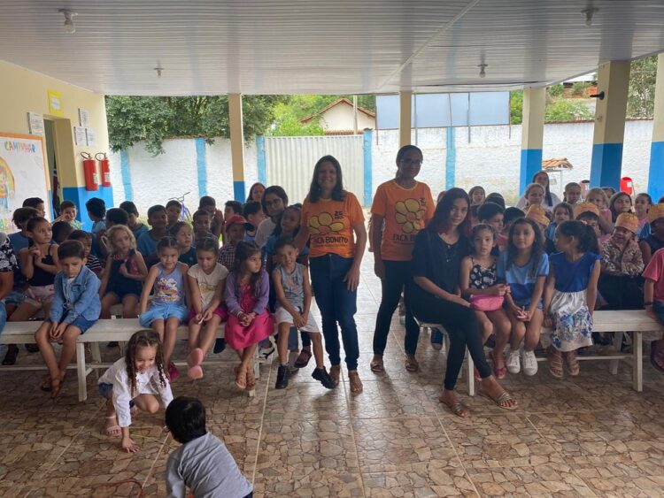Veja como foi o encerramento da   Campanha Maio Laranja nas escolas em Limeira e Santa Rita de Mantena