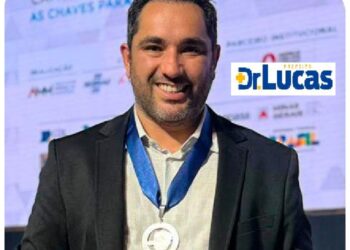 Medalha do Mérito Municipalista: Em Solenidade em Belo Horizonte, Prefeito de Itabirinha, Dr. Lucas Donádia recebeu o reconhecimento da AMM – Associação dos Municípios Mineiros 