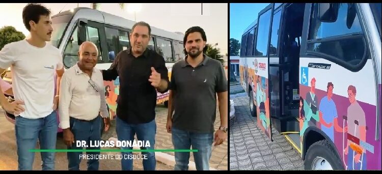 Presidente do CISDOCE e Prefeito de Itabirinha, Dr. Lucas Donádia entrega ônibus  de 28 lugares no valor de 584 mil reais para São José de Divino
