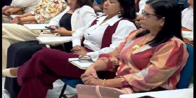 CDL  e Secretaria de Indústria e Comércio  trazem  Neuropsicóloga para um encontro com empresárias de Mantena 