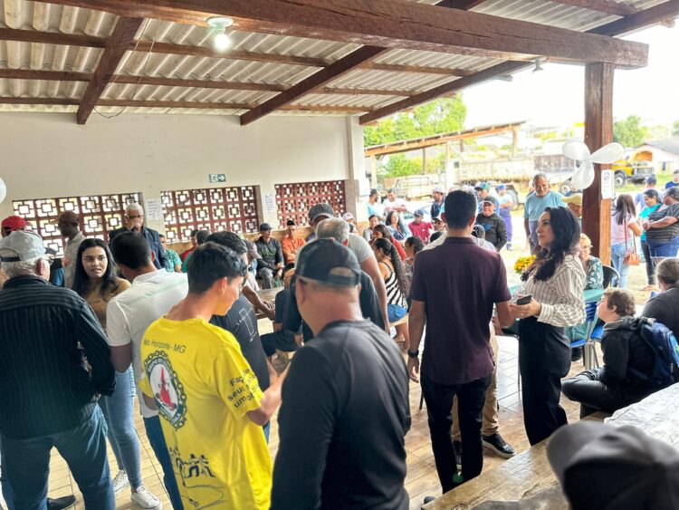 Dia do Gari é comemorado com um café da manhã especial promovido pela Secretaria de Obras de Mantena