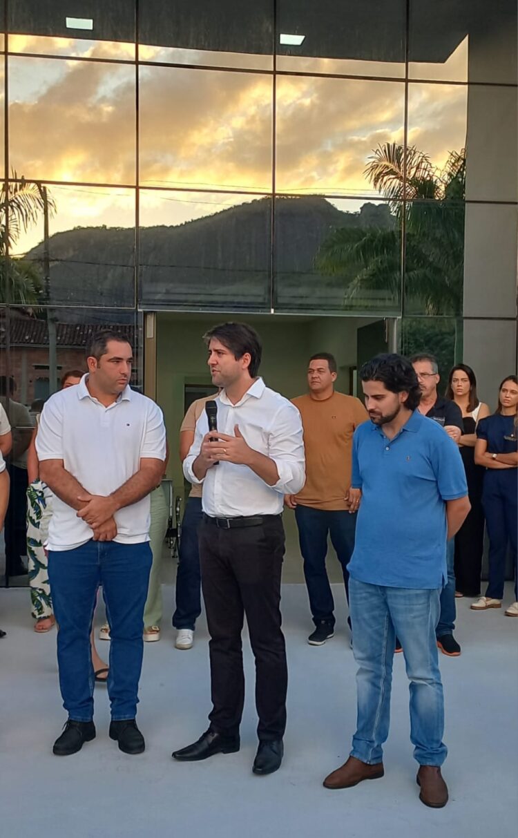 Itabirinha recebeu nesta quinta,(22), a visita técnica do Secretário de Saúde de Minas Gerais, Dr. Fábio Baccheretti, acompanhado do Dep. Estadual José Lavíola