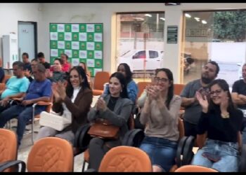 Projeto de Lei apresentado pelo Prefeito Gentil concede 10% de aumento aos profissionais do magistério de Mantena, Câmara aprova por unanimidade.