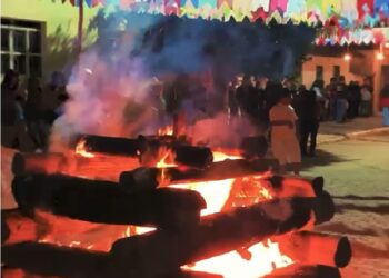 Conheça a “Fogueira da Gabriela” uma festa junina que virou tradição em Itabirinha, Leste de Minas