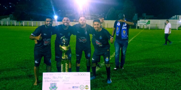 Veja a festa do Vila Nova Campeão Invicto da Copa SAAE 2025 em Mantena