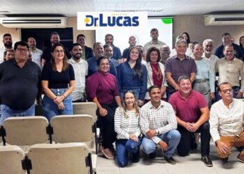 Prefeito de Itabirinha, Dr. Lucas Donádia, participa de Alinhamento Regional de Saúde em  Governador Valadares