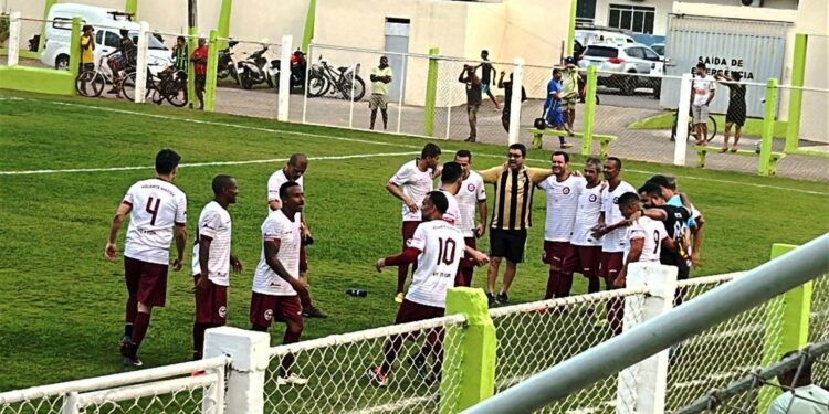 Volante aplica goleada no Porto, Itabirense vira virou sobre Francisquense, pela Copa Master em Mantena