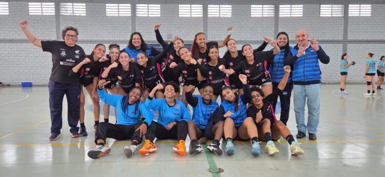 Débora Silva: Do Projeto Fábrica de Sonhos para brilhar no handebol de Jundiaí SP