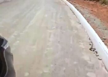 Córrego São Tomé recebe mais um trecho pavimentado em Itabirinha