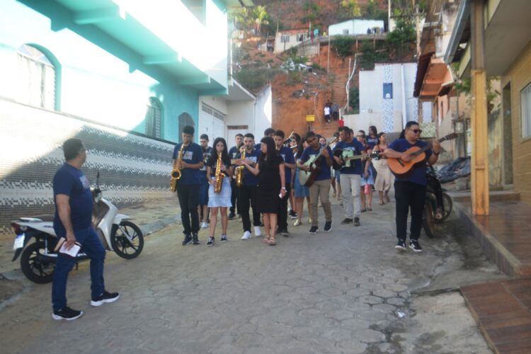 Evangelho sem Fronteiras em Mantena!  Um Culto Especial! Evangelização, Louvor, Palavra, Amor e Salvação…