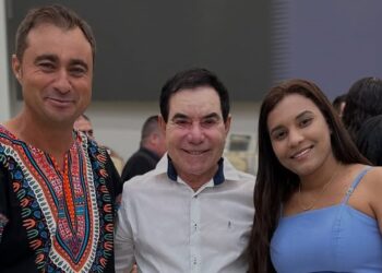 Prefeito Gentil participa da 10ª Conferência Missionaria na Igreja Assembleia de Deus em Mantena
