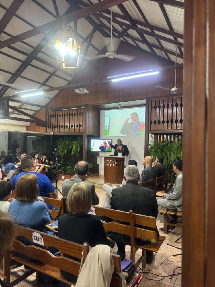 Evangelho sem Fronteiras em Mantena!  Um Culto Especial! Evangelização, Louvor, Palavra, Amor e Salvação…