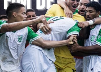 Novo Esporte 3 x 0 sobre o Tupi na estreia do octogonal  do Campeonato Mineiro da 2ª Divisão empolga torcida de Itabirinha e Região
