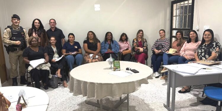 PMMG reforça a importância do combate ao  bullying nas escolas municipais de Mantena