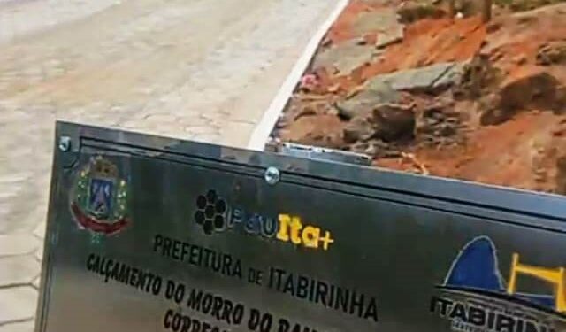 Prefeitura inaugura o calçamento no Morro do Raimundo Silvério no Córrego Sumidouro em Itabirinha 