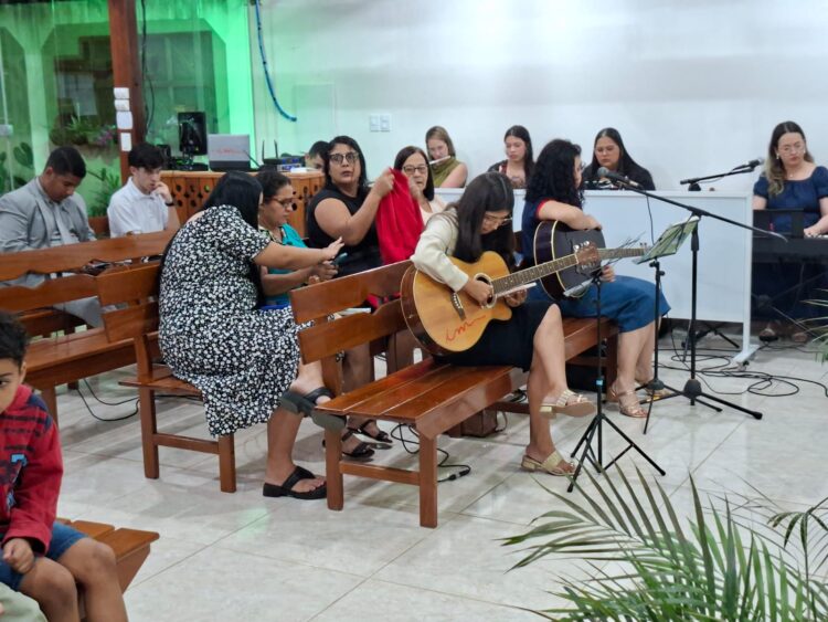 Veja como foi o Seminário de Evangelização de Crianças, Intermediários e Adolescentes na Igreja Cristã Maranata do Santos Prates 1 em Mantena