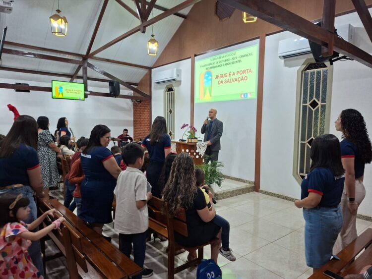 Veja como foi o Seminário de Evangelização de Crianças, Intermediários e Adolescentes na Igreja Cristã Maranata do Santos Prates 1 em Mantena