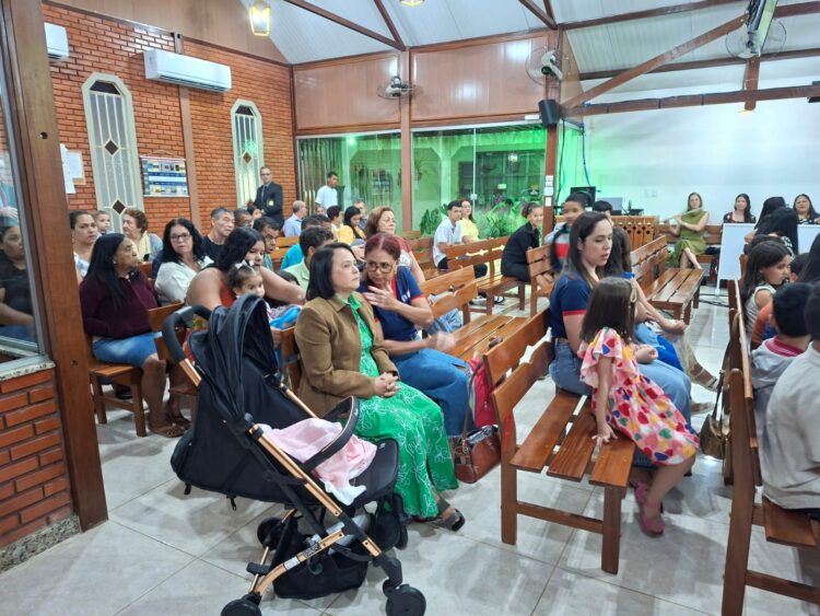 Veja como foi o Seminário de Evangelização de Crianças, Intermediários e Adolescentes na Igreja Cristã Maranata do Santos Prates 1 em Mantena