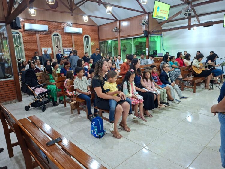 Veja como foi o Seminário de Evangelização de Crianças, Intermediários e Adolescentes na Igreja Cristã Maranata do Santos Prates 1 em Mantena