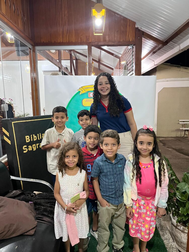 Veja como foi o Seminário de Evangelização de Crianças, Intermediários e Adolescentes na Igreja Cristã Maranata do Santos Prates 1 em Mantena