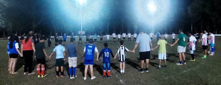 Projeto Fábrica de Sonhos realiza intercâmbio de futebol no Distrito de Limeira de Mantena