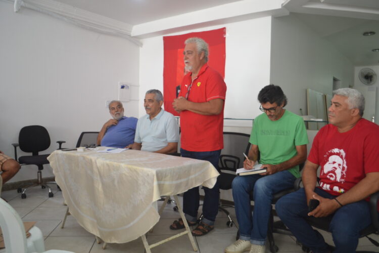 Novo Presidente do PT, Mário România,  recebeu o  Deputado Federal Leonardo Monteiro em Mantena; Vereador Michel marcou presença