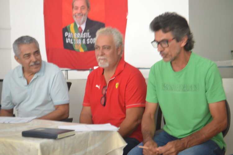 Novo Presidente do PT, Mário România,  recebeu o  Deputado Federal Leonardo Monteiro em Mantena; Vereador Michel marcou presença