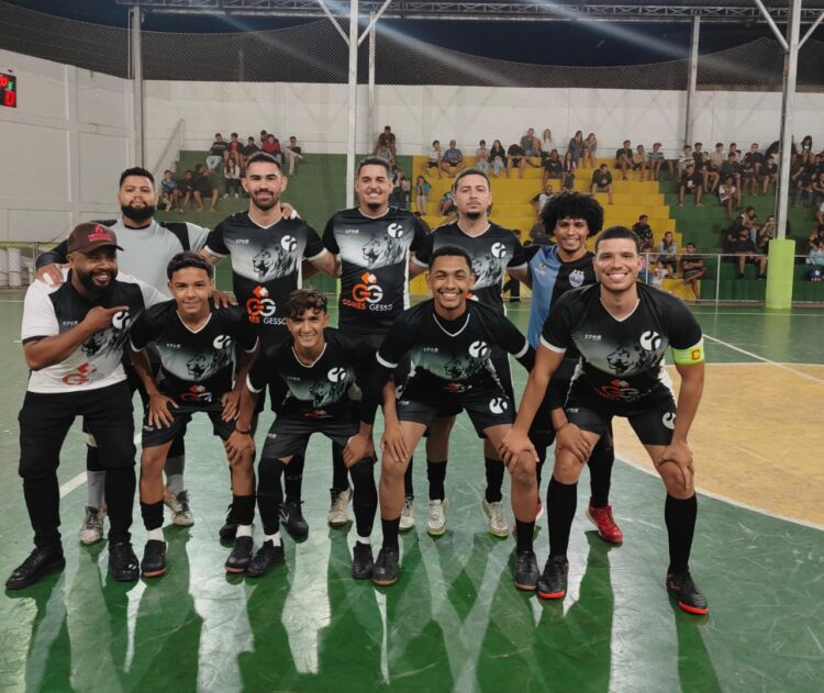 Destaque para vitória dos Firmados em Cristo sobre a Wesleyana, Memorial A vence Batista Redenção, e  goleada   entre as Ame Church A e B; Veja a classificação do FutGospel 2025 em Mantena   